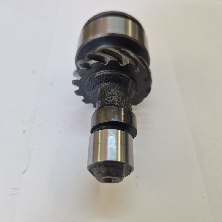 21010-1011235 Вал привода масляного насоса