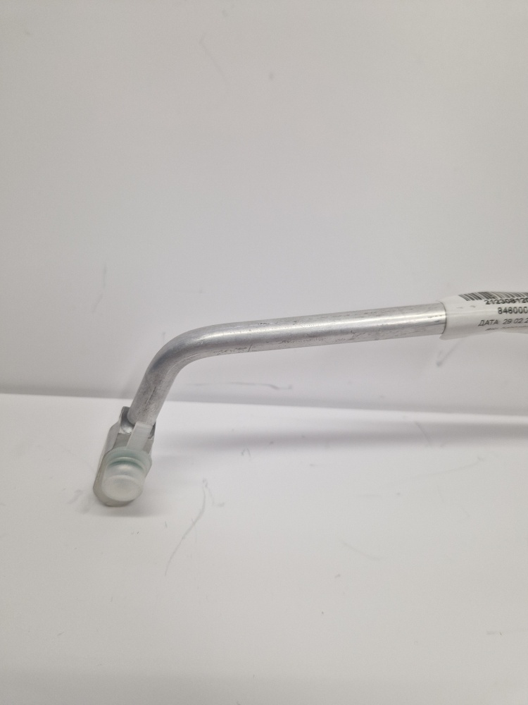 21230-8120052-21 Трубопровод кондиционера от конденсатора к ресиверу, Август 