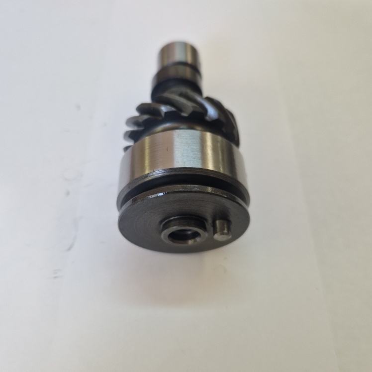 21010-1011235 Вал привода масляного насоса