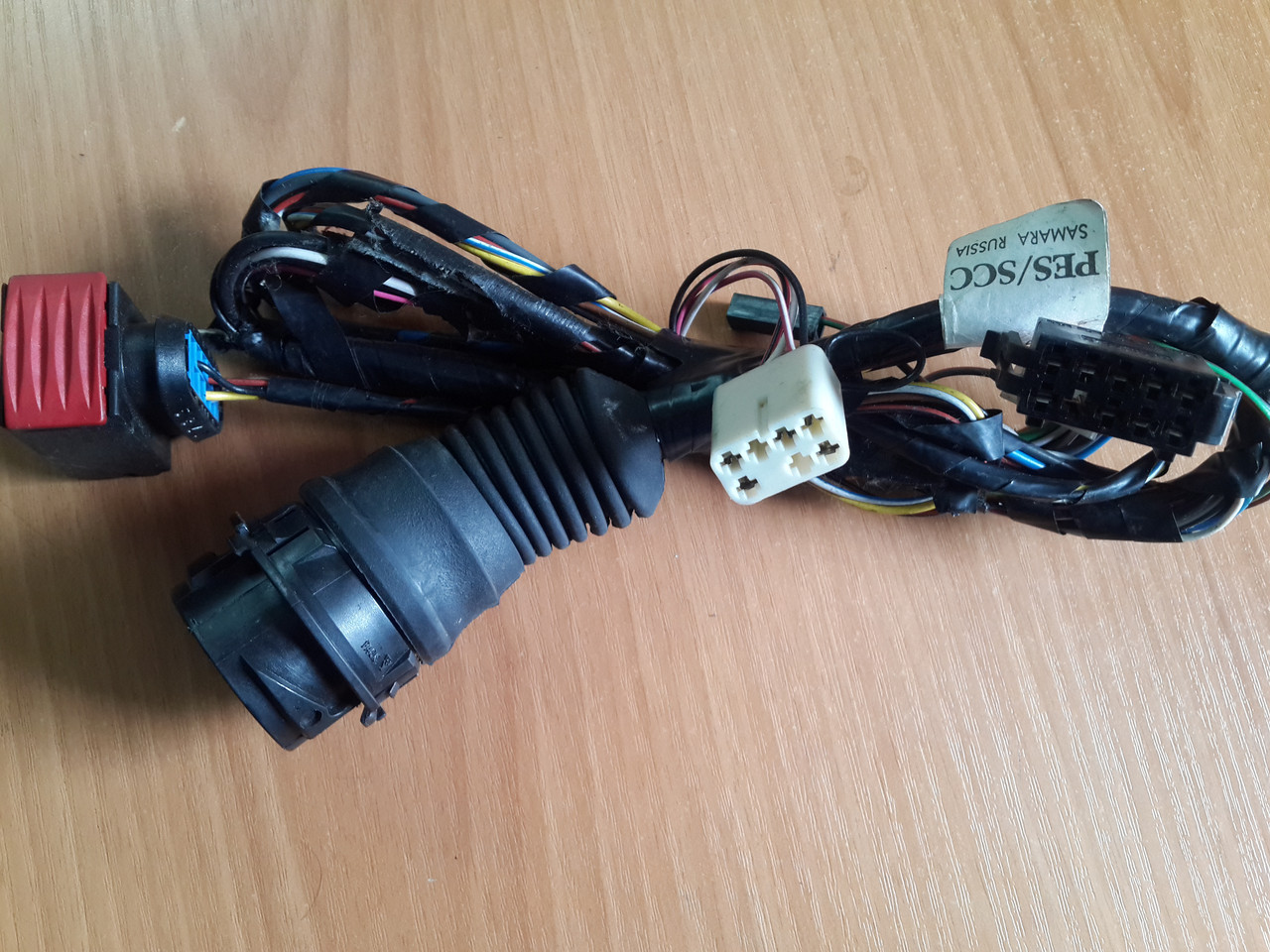 11180-3724550 Жгут дверей передней правой