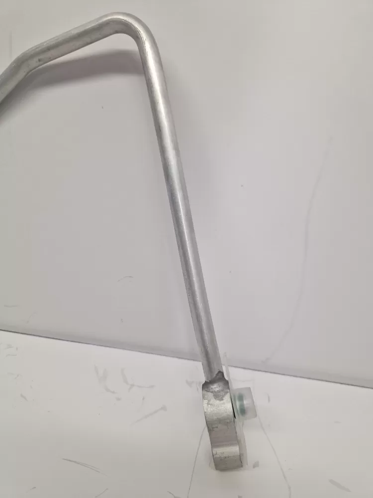 21230-8120052-21 Трубопровод кондиционера от конденсатора к ресиверу, Август 